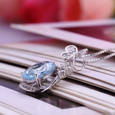 【寶萃銀樓 S925銀鑲彩寶吊墜 托帕石 女款 銀飾產(chǎn)家批發(fā)】?jī)r(jià)格,廠家,圖片,項(xiàng)鏈,深圳市優(yōu)信珠寶-