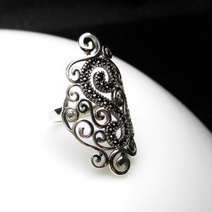 銀飾配件泰銀價格全解析 最新批發報價與市場趨勢