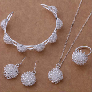 925銀手鐲批發(fā)指南 最新款式與報(bào)價(jià)分析