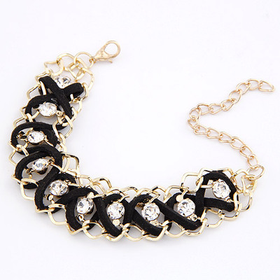 精致韓版時(shí)尚OL淑女佩戴閃鉆編制手鏈 銀飾批發(fā)指南