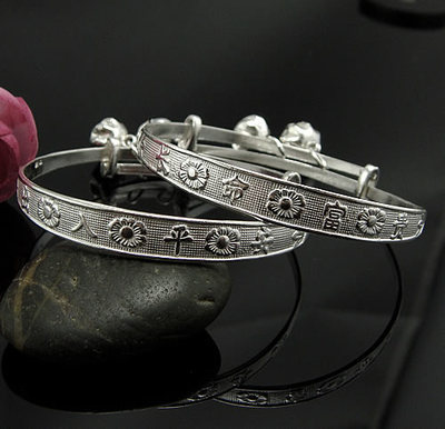 純銀中花小孩手鐲 優(yōu)質(zhì)銀飾批發(fā)優(yōu)選