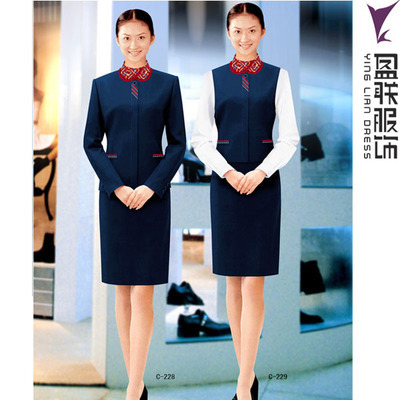 專業(yè)定制，彰顯風(fēng)范——廈門盈聯(lián)服飾為您打造高品質(zhì)空姐制服